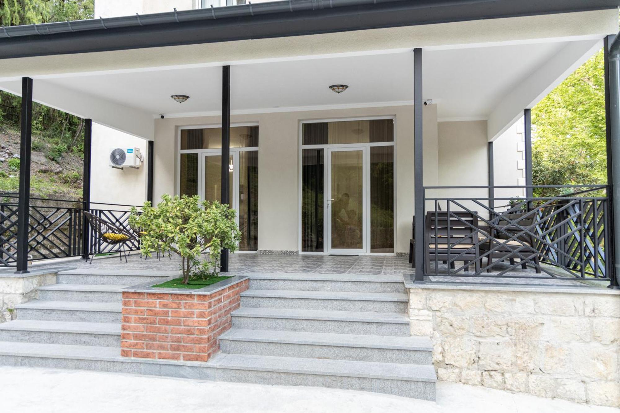 Tskaltubo Apartments Exterior photo